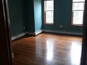 13 Knowlton St, Somerville MA 02145