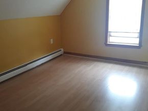 13 Knowlton St, Somerville MA 02145