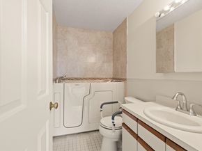 19 Olde Village Drive 1603, Salem MA 01970