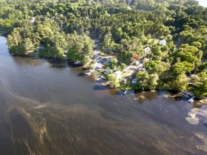 254 Lakeside Road, Hanson MA 02341