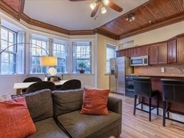 250 Commonwealth Ave 22, Boston MA 02116