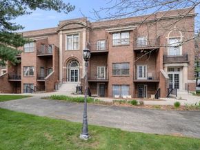 325 Plantation St 213, Worcester MA 01604