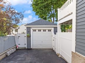 31 Freeman Ave, Everett MA 02149