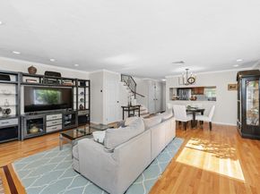 2239 Commonwealth Ave 2239, Newton MA 02466