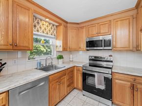 2239 Commonwealth Ave 2239, Newton MA 02466