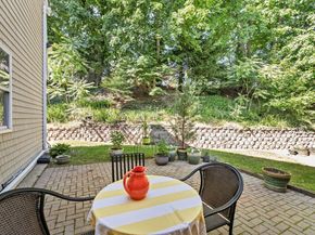 2239 Commonwealth Ave 2239, Newton MA 02466