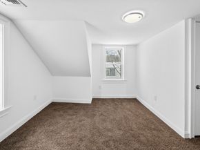 18 Main St, Ashburnham MA 01430