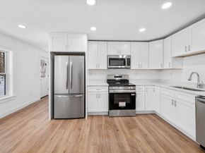 18 Main St, Ashburnham MA 01430