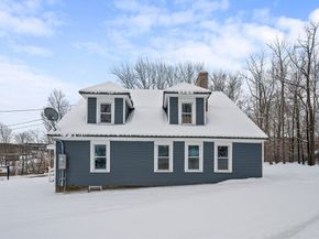 18 Main St, Ashburnham MA 01430