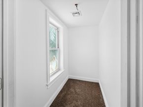 18 Main St, Ashburnham MA 01430