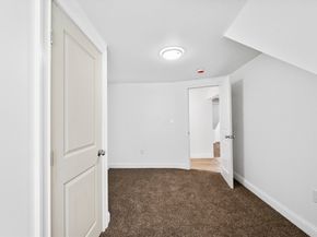18 Main St, Ashburnham MA 01430