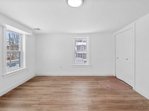 18 Main St, Ashburnham MA 01430