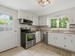 62 Putnam Road, Holden MA 01520