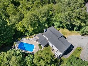 5 Hemenway Avenue, Melrose MA 02176
