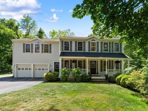 5 Hemenway Avenue, Melrose MA 02176