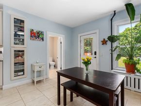 56 Mendon St, Blackstone MA 01504