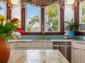 56 Mendon St, Blackstone MA 01504