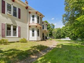 56 Mendon St, Blackstone MA 01504