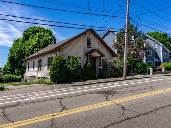 40 Quarry Street, Quincy MA 02169
