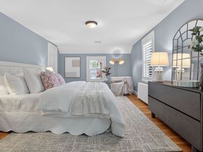 35 Cleveland Rd, Wellesley MA 02481