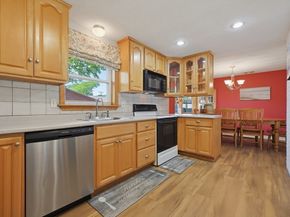 212 Beacon St, Framingham MA 01701