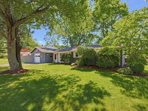 212 Beacon St, Framingham MA 01701