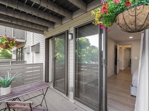 1205 Grafton St 26, Worcester MA 01604