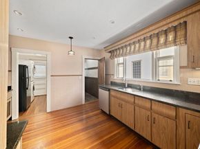 9 Parkwood Ter, Boston MA 02130