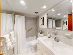 53 Melrose 3B, Melrose MA 02176