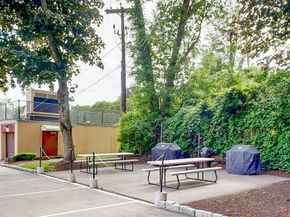 53 Melrose 3B, Melrose MA 02176