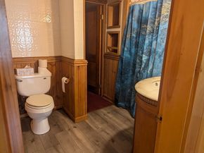 62 River Rd, Sturbridge MA 01566