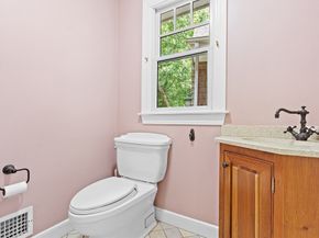 44 Granite St, Medway MA 02053