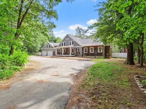 44 Granite St, Medway MA 02053