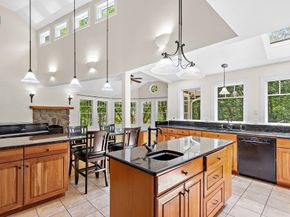 44 Granite St, Medway MA 02053