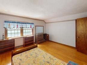 8 Pennock Rd, Chelmsford MA 01824