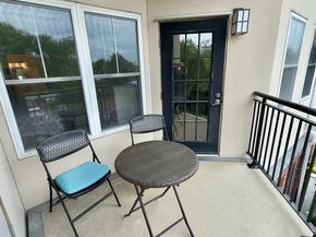 10 Seaport Dr 2209, Quincy MA 02171