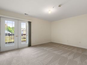 218 Reservoir St 103, Holden MA 01520