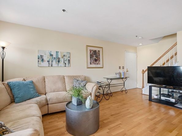 200 Falls Blvd F307, Quincy MA 02169