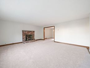 20 Cherry Ln, Braintree MA 02184