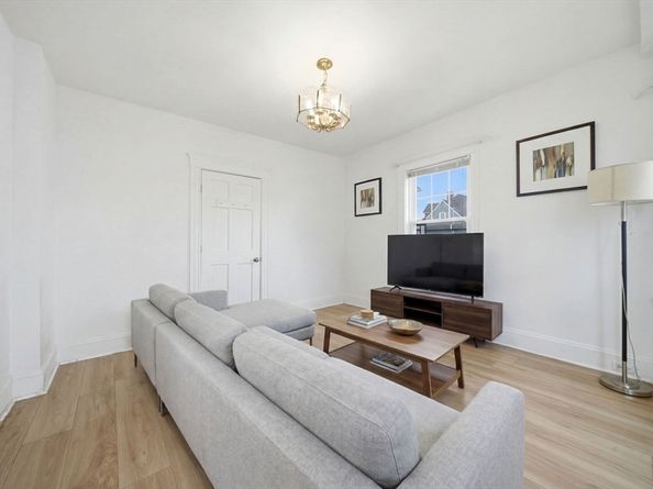 136 Hollis Ave, Quincy MA 02171