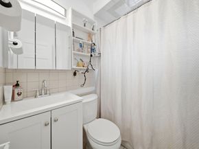 136 Hollis Ave, Quincy MA 02171