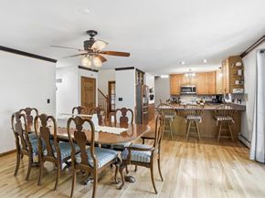 25 Thomas Pl, Leominster MA 01453