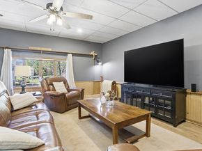 25 Thomas Pl, Leominster MA 01453