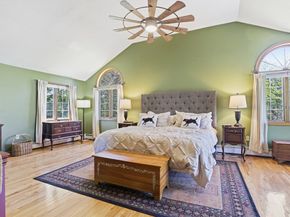 25 Thomas Pl, Leominster MA 01453