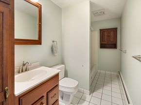 7 Banbury Dr., Westford MA 01886