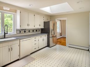 7 Banbury Dr., Westford MA 01886