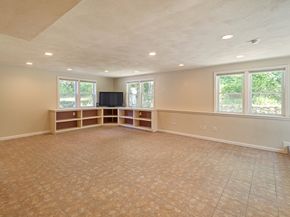 7 Banbury Dr., Westford MA 01886
