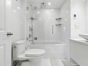 250 Hammond Pond Pkwy 716S, Newton MA 02467