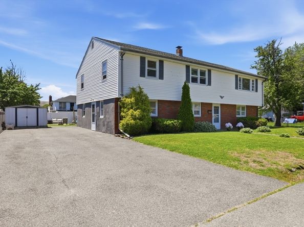 53 Gates Rd, Saugus MA 01906