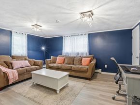 53 Gates Rd, Saugus MA 01906